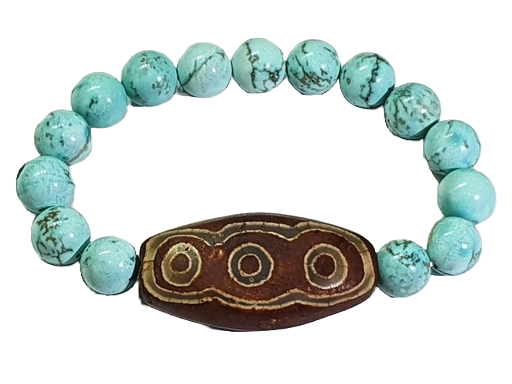 Tibetisches Armband mit Drei-Augen-Dzi und türkisfarbenen Howlit Perlen