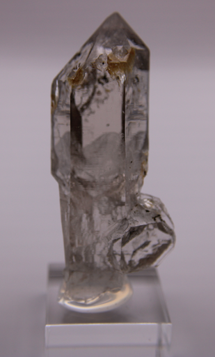 Pointe de quartz clair des Alpes suisses